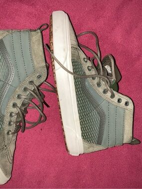 Vans Men's High-Top Athletic Shoes in Gray